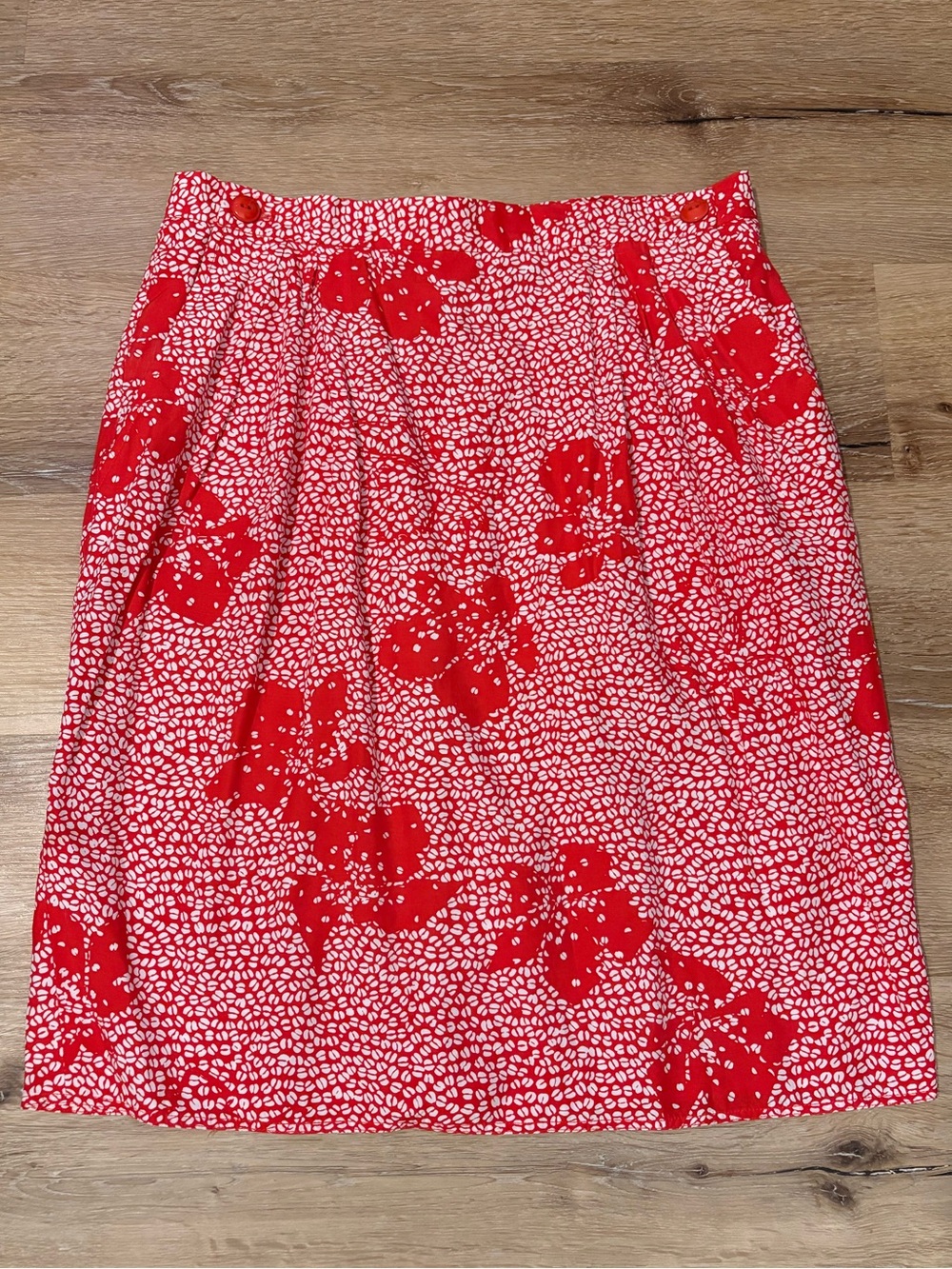 Christian Dior Chemises Vintage 100% Rayon Pencil Skirt in Red & White Floral